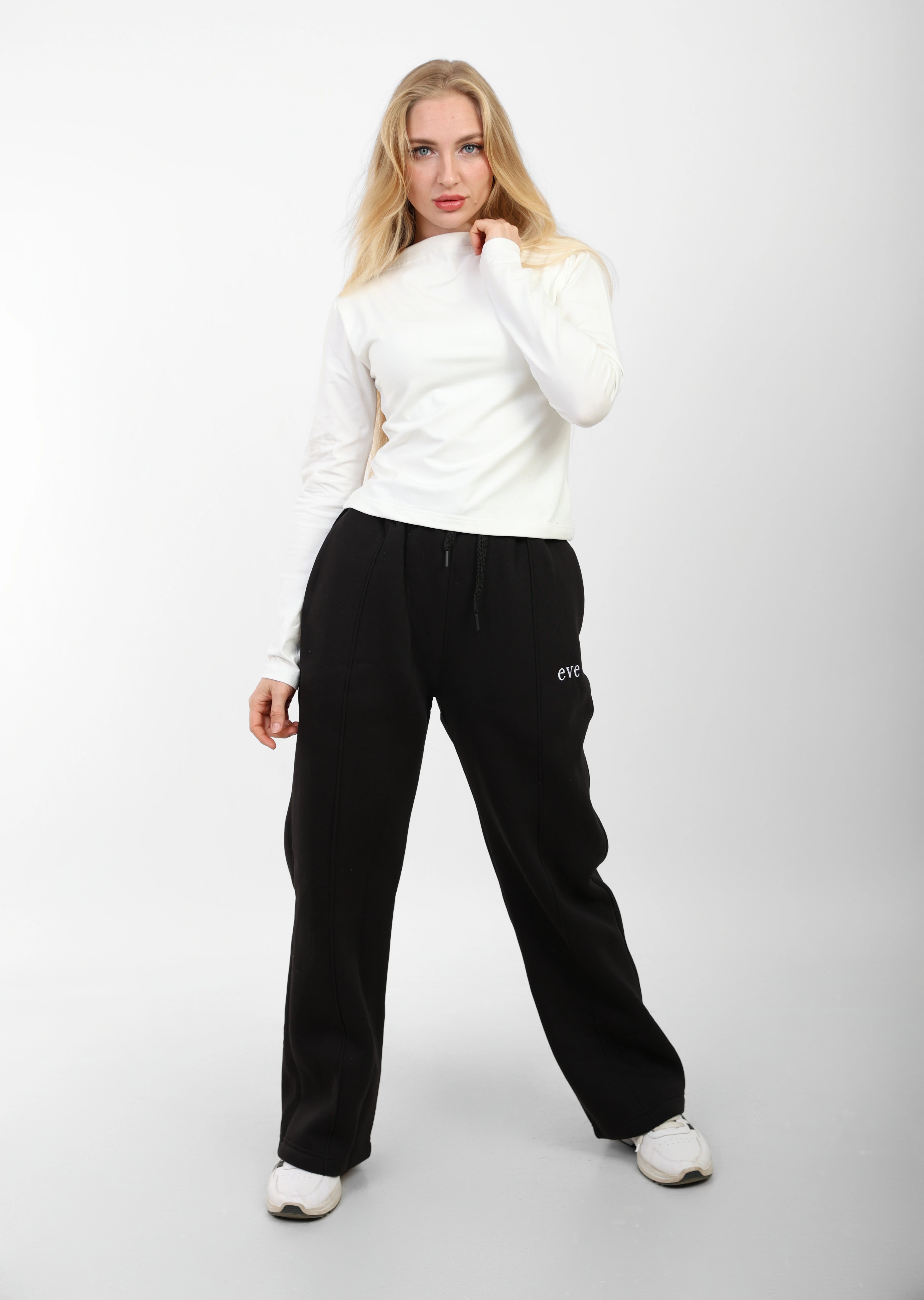 Fitted Boat Neck Long-Sleeve